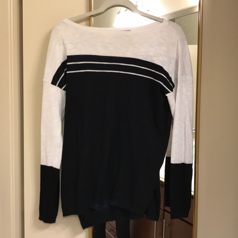 Vince XS Lightweight Sweater